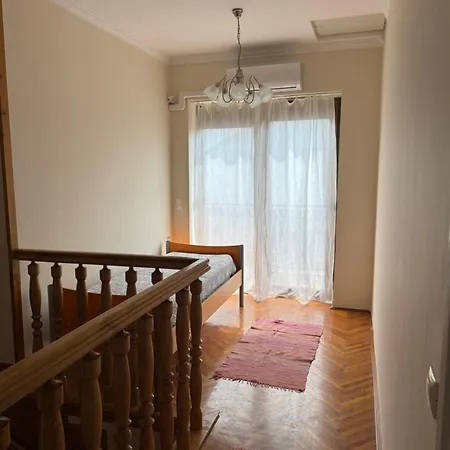 Kristof Vendeghaz 게스트하우스 4*