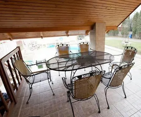 Kristof Vendeghaz 게스트하우스 Hajdúszoboszló